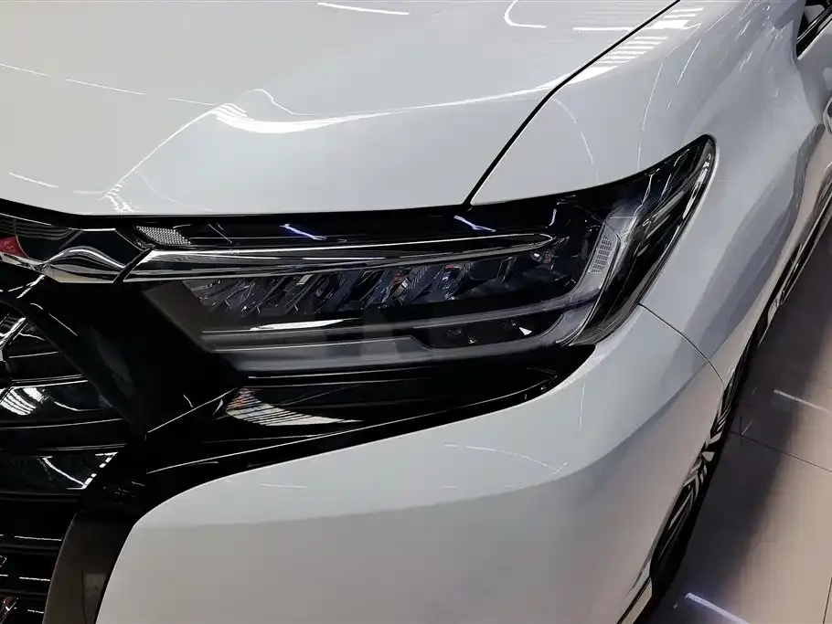 Honda Elysion 2022 из CN, фото 7