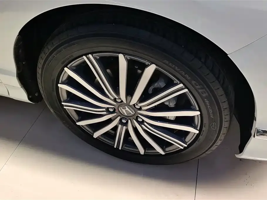 Honda Elysion 2022 из CN, фото 10