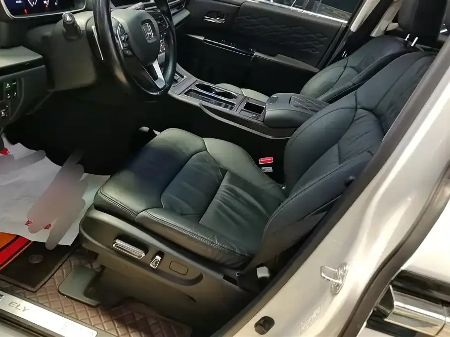 Honda Elysion 2022 из CN, фото 3