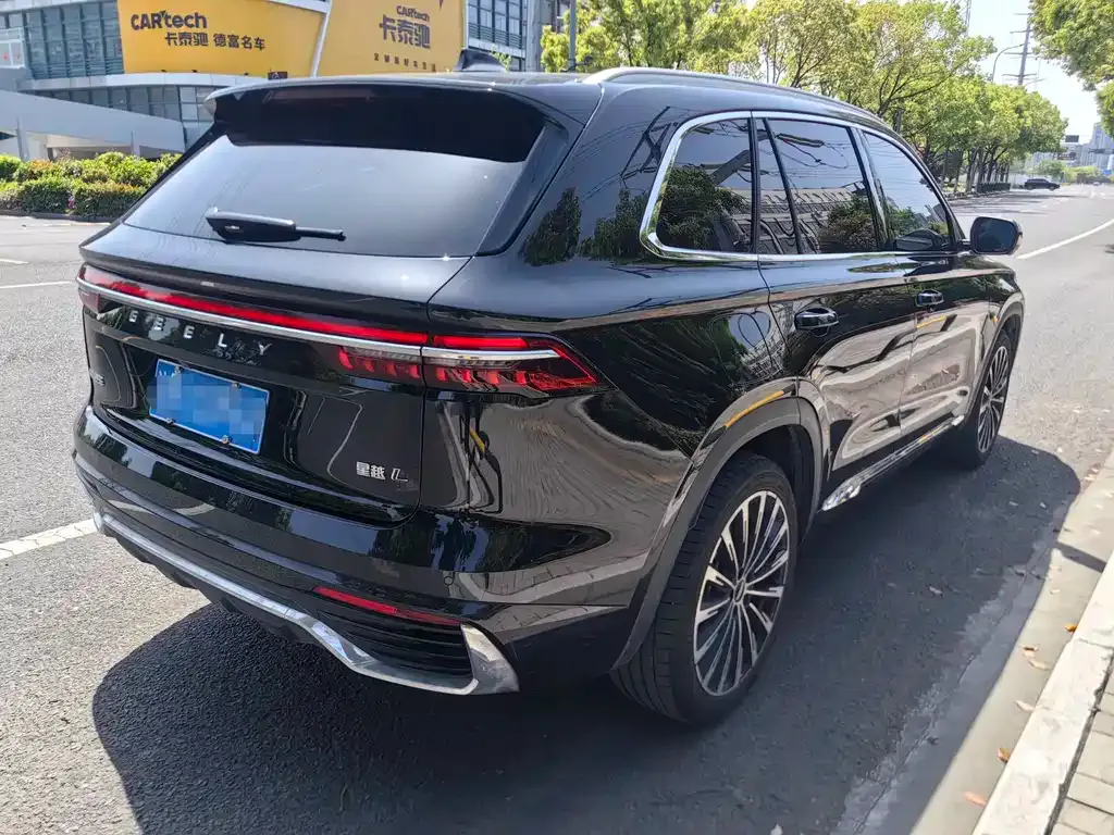 Geely Xingyue L — фото 9