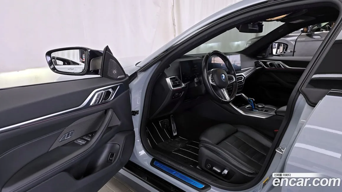 BMW i4 2023 из KR, фото 10