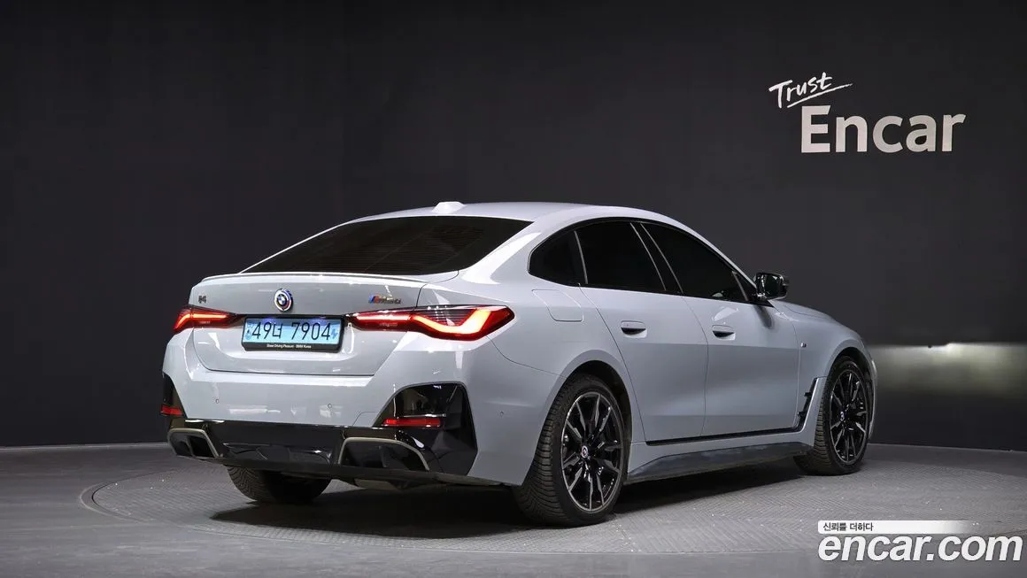 BMW i4 2023 из KR, фото 2