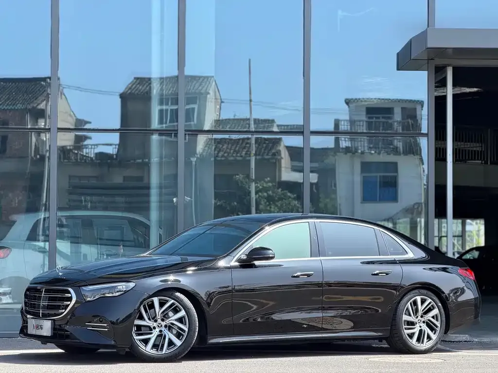 Mercedes-Benz E-Class 2024 из CN, фото 1