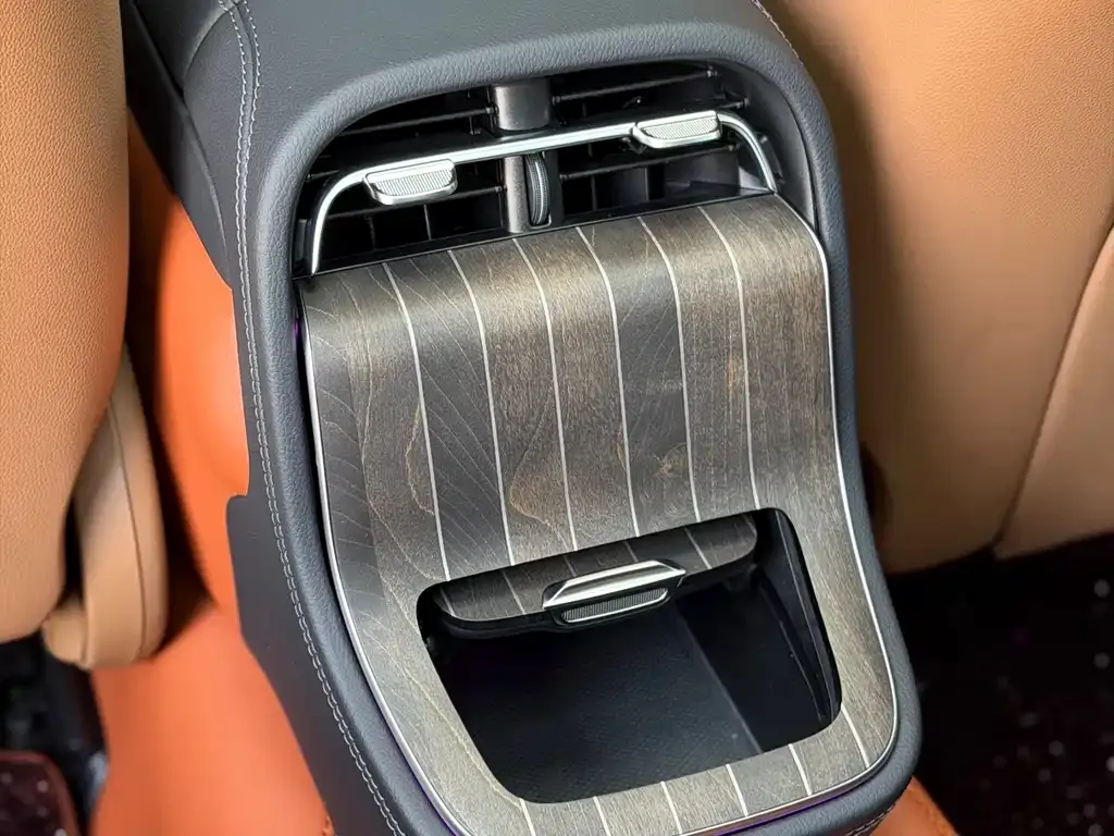 Mercedes-Benz E-Class 2024 из CN, фото 4