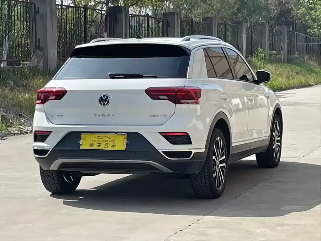 Volkswagen T-Roc 2023 из CN, фото 6
