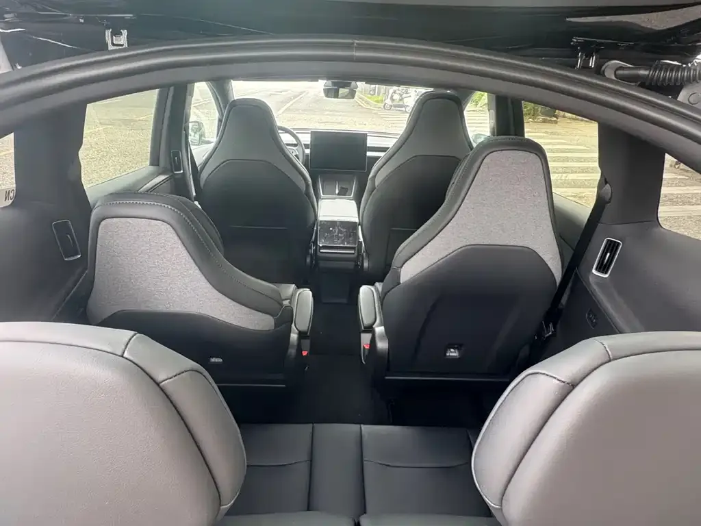 Tesla Model Y L — фото 2