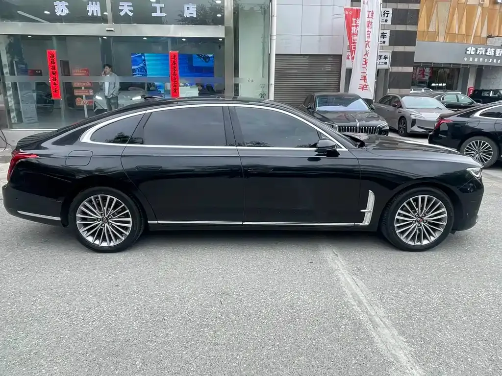 Hongqi H9 — фото 9
