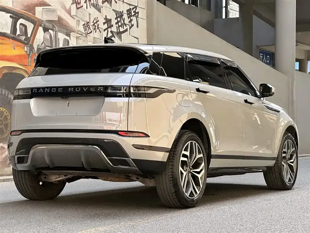 Land Rover Evoque 2023 из CN, фото 3