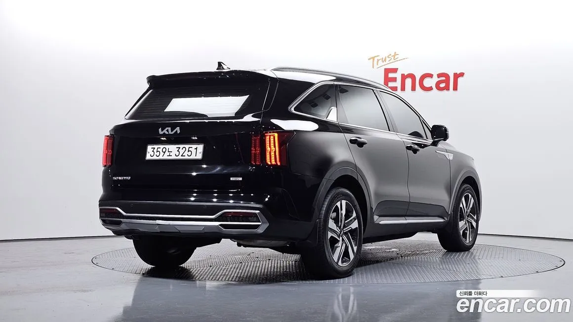Kia Sorento — фото 3