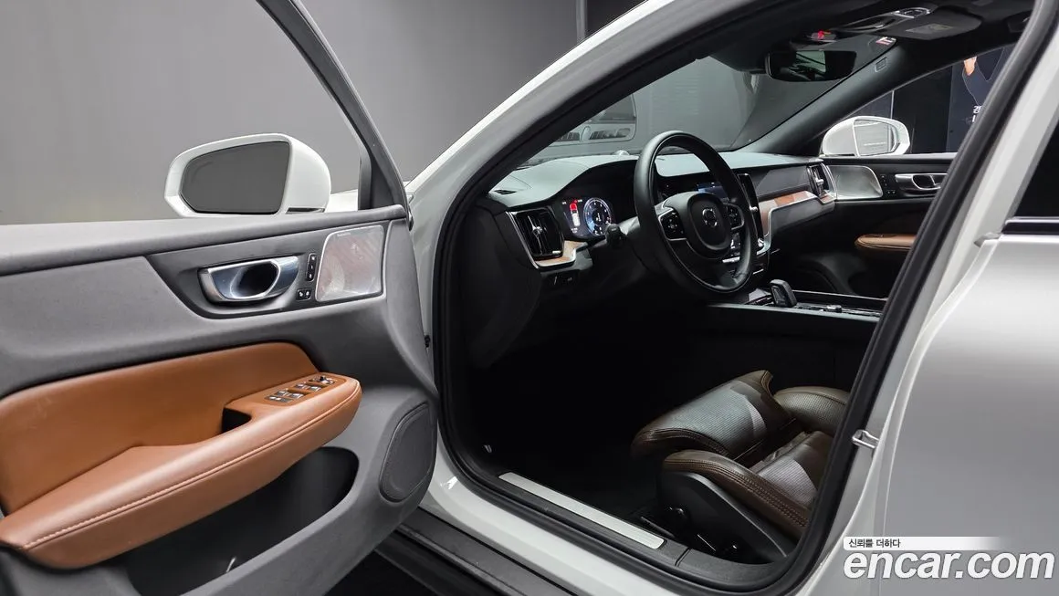 Volvo V60 2021 из KR, фото 5