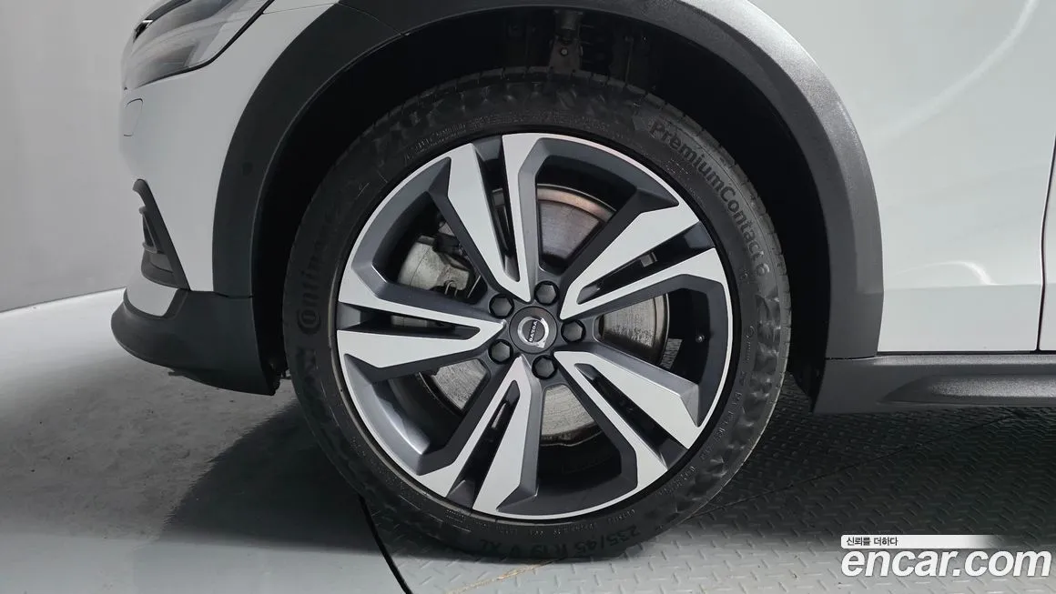 Volvo V60 2021 из KR, фото 6
