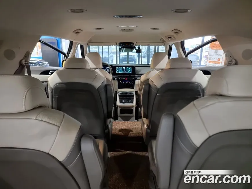 Kia Carnival — фото 2