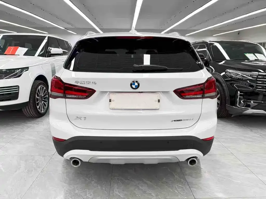 BMW X1 — фото 10