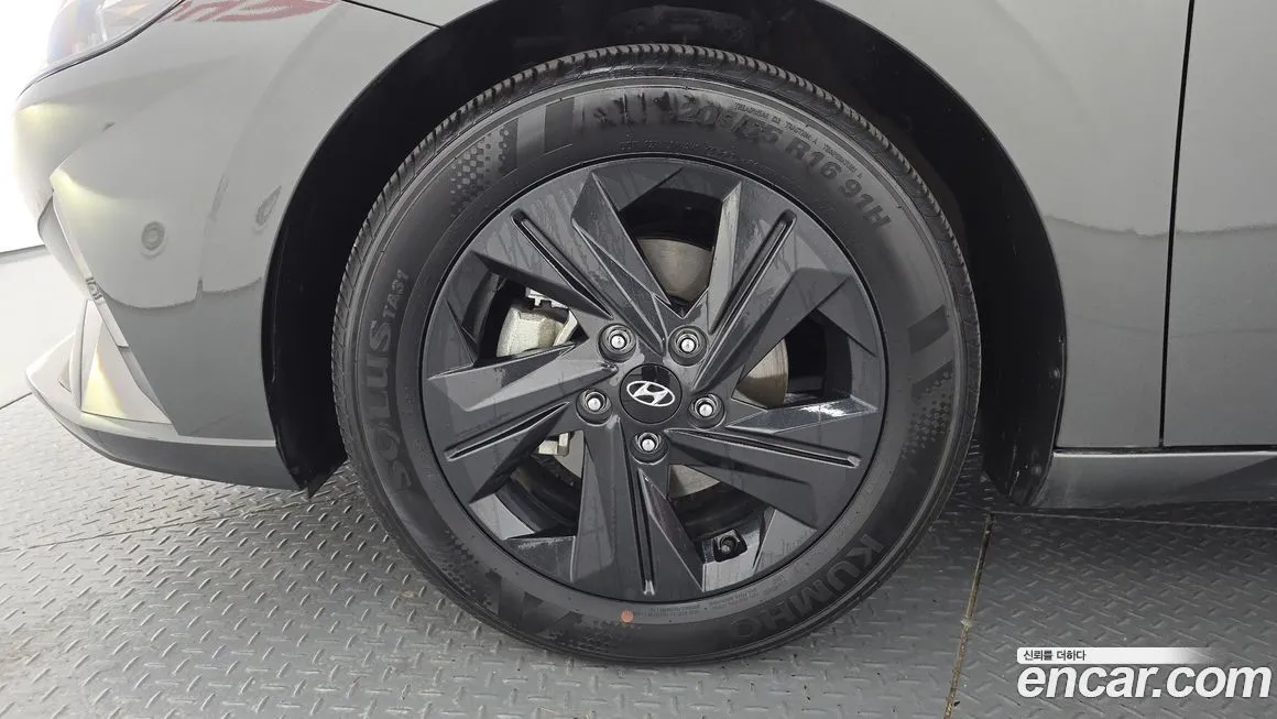 Hyundai AVANTE 2023 из KR, фото 7