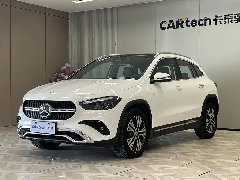 Mercedes-Benz GLA — фото 1