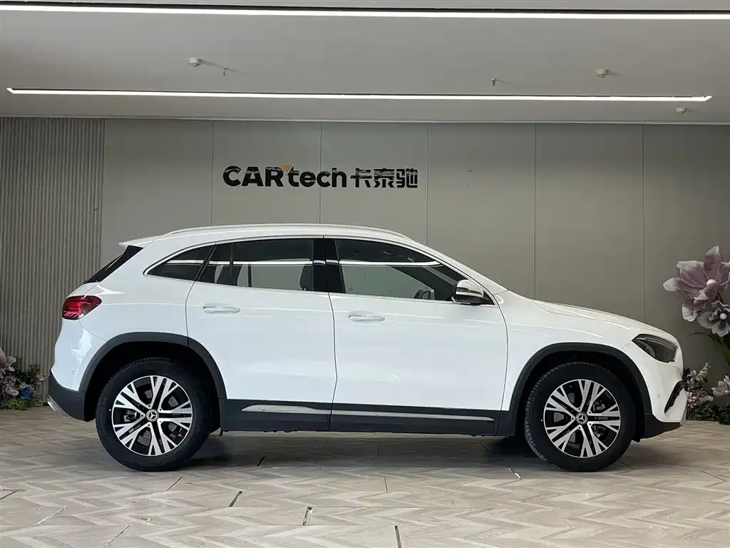 Mercedes-Benz GLA — фото 10