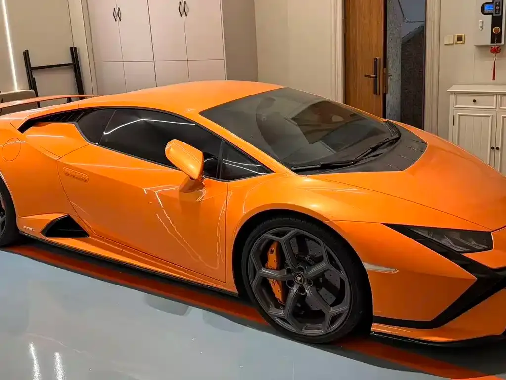 Lamborghini Huracan 2025 из CN, фото 3