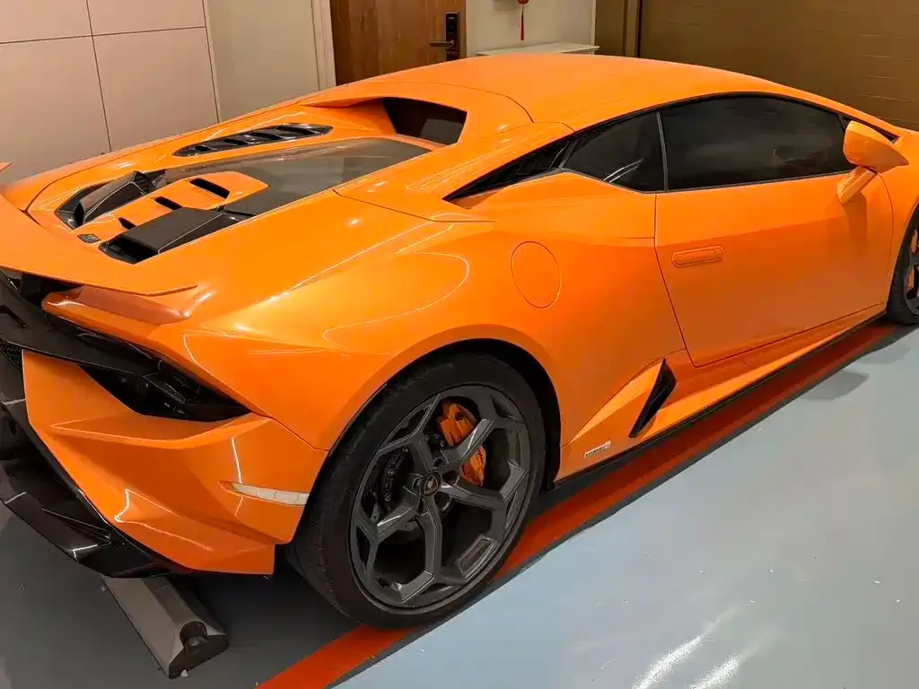 Lamborghini Huracan 2025 из CN, фото 4
