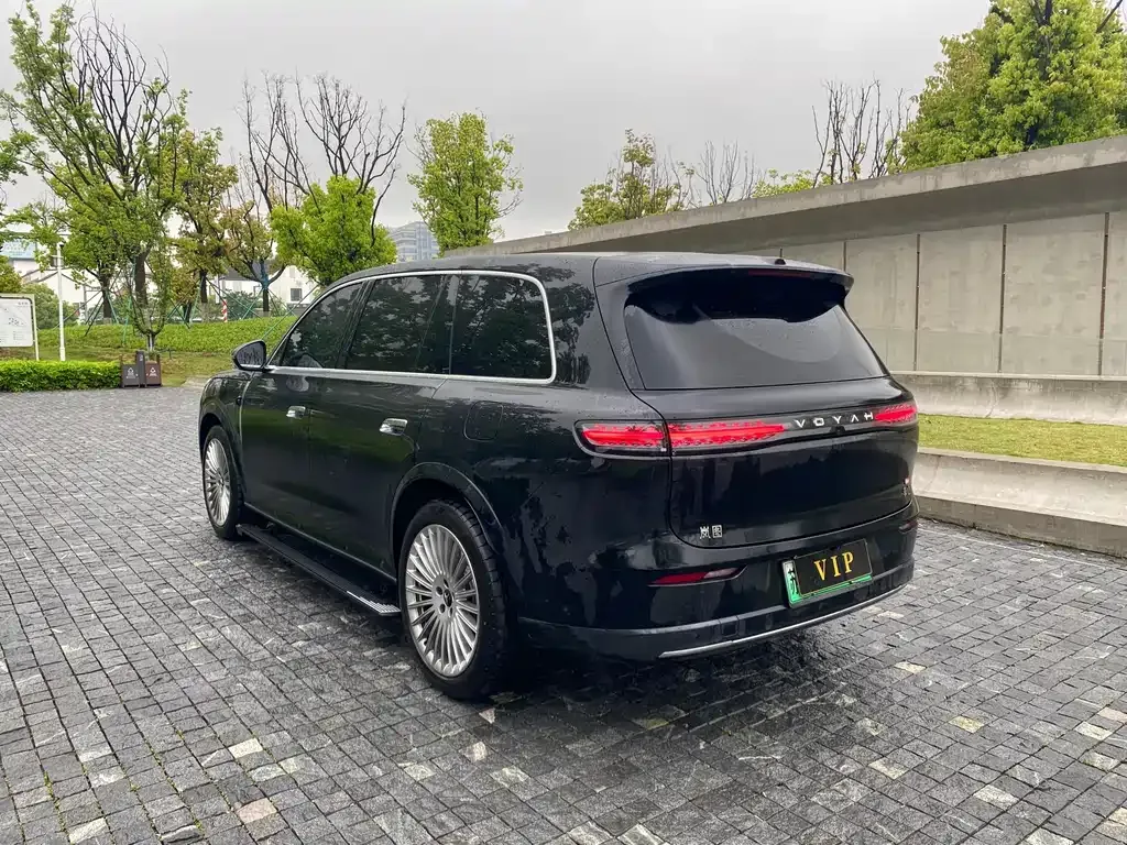 VOYAH Lantu Taishan 2025 из CN, фото 4
