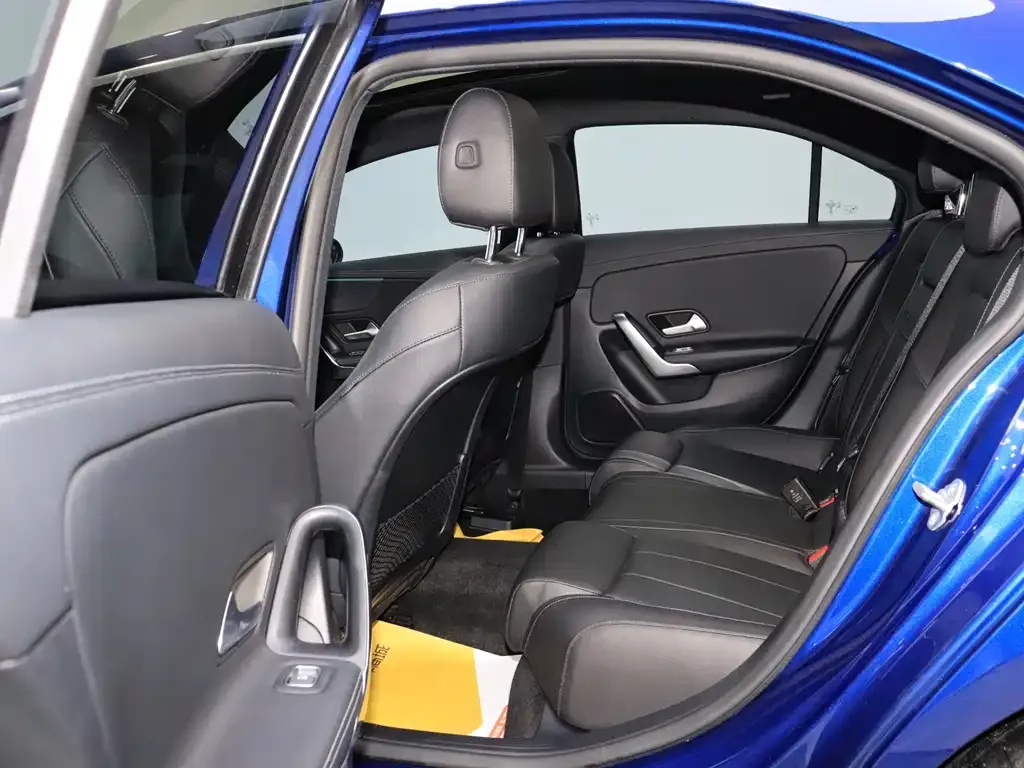 Mercedes-Benz A-Class 2022 из CN, фото 8