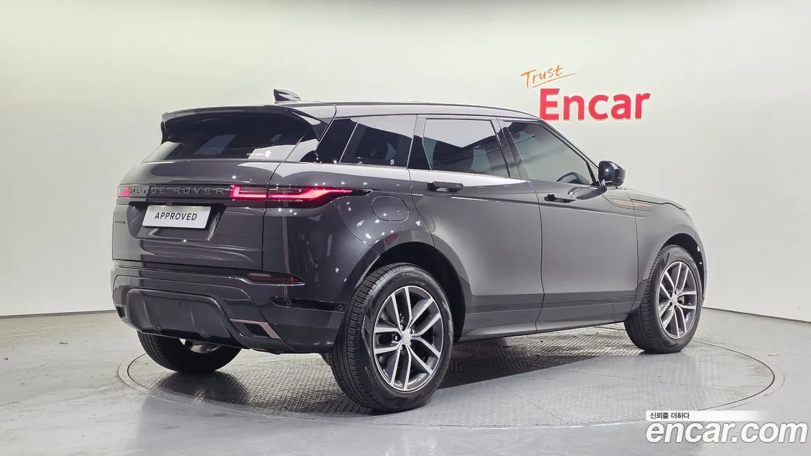Land Rover Range Rover Evoque 2025 из KR, фото 2