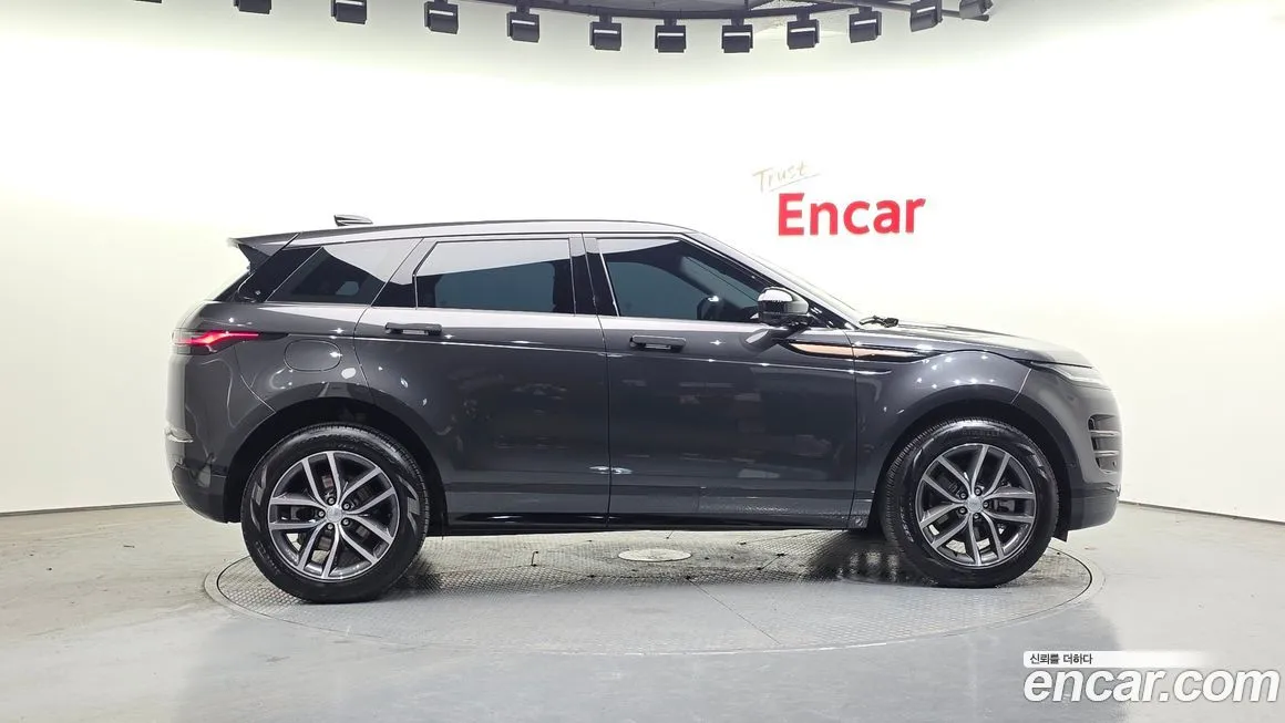 Land Rover Range Rover Evoque 2025 из KR, фото 4