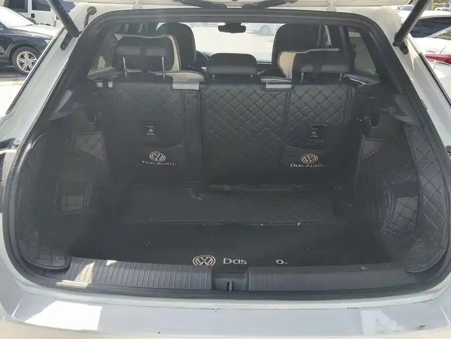 Volkswagen T-Roc 2025 из CN, фото 2