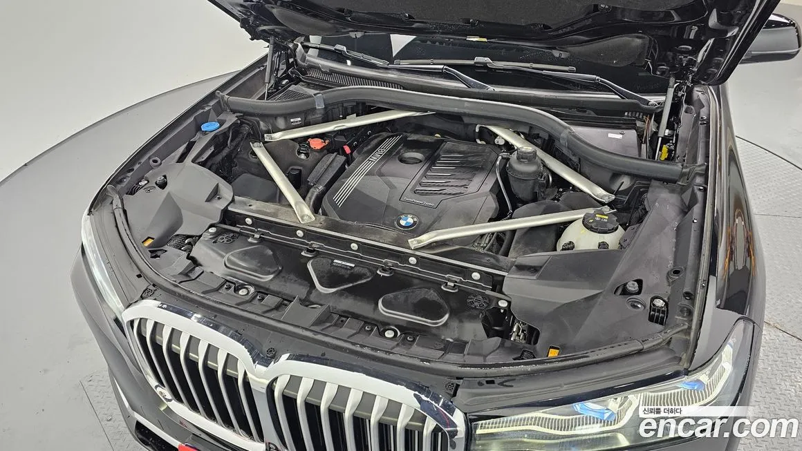 BMW X7 2021 из KR, фото 8
