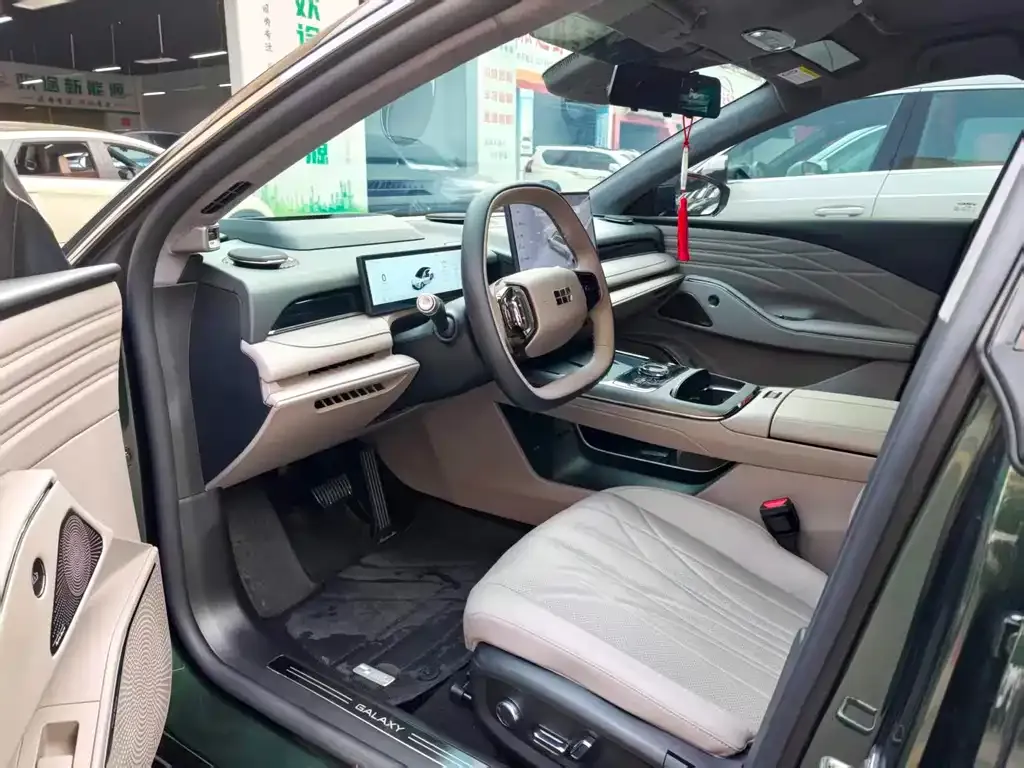 Geely Galaxy Xingyao 8 2025 из CN, фото 8