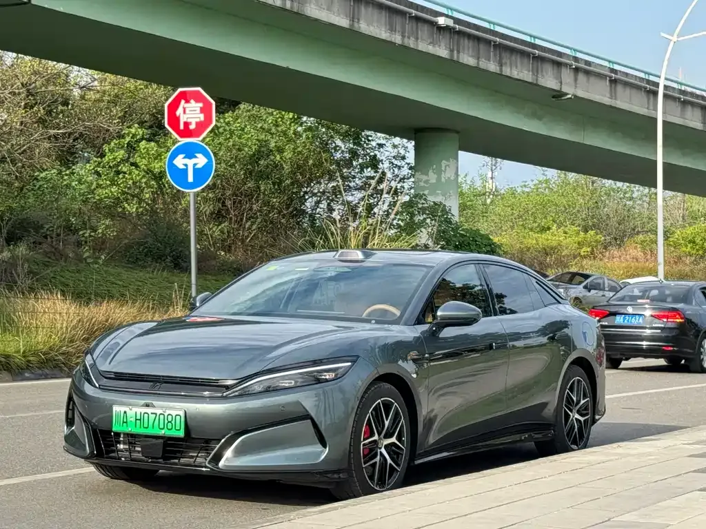 BYD Han L