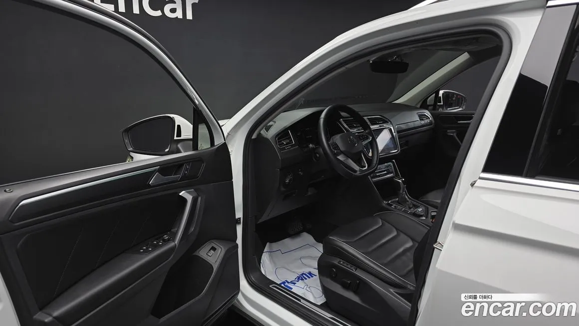 Volkswagen Tiguan — фото 5