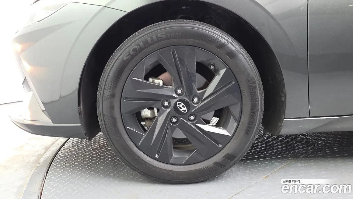 Hyundai AVANTE 2023 из KR, фото 8