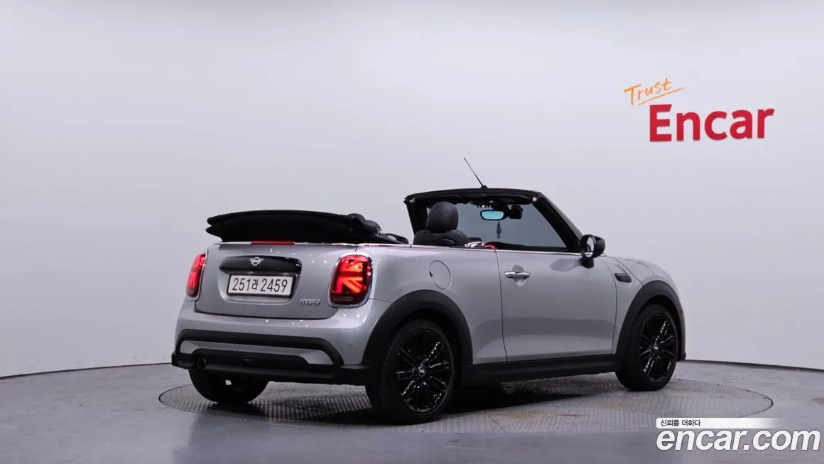Mini Cooper Convertible — фото 7
