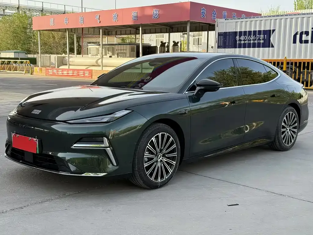 Geely Galaxy Xingyao 8 2025 из CN, фото 1