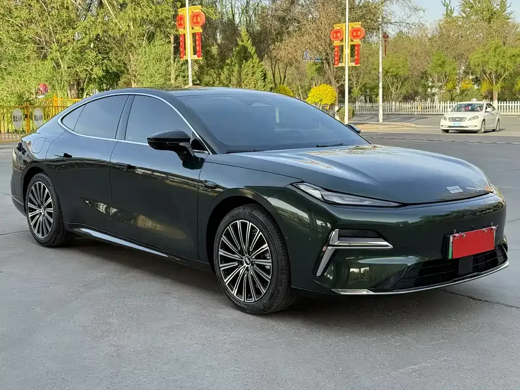 Geely Galaxy Xingyao 8 2025 из CN, фото 9