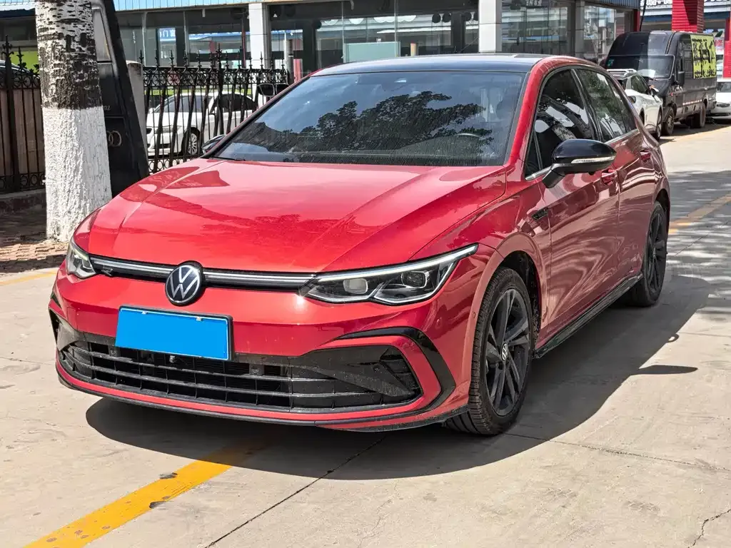 Volkswagen Golf 2022 из CN, фото 1