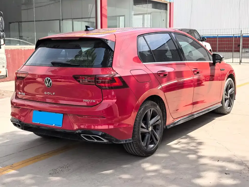 Volkswagen Golf 2022 из CN, фото 5