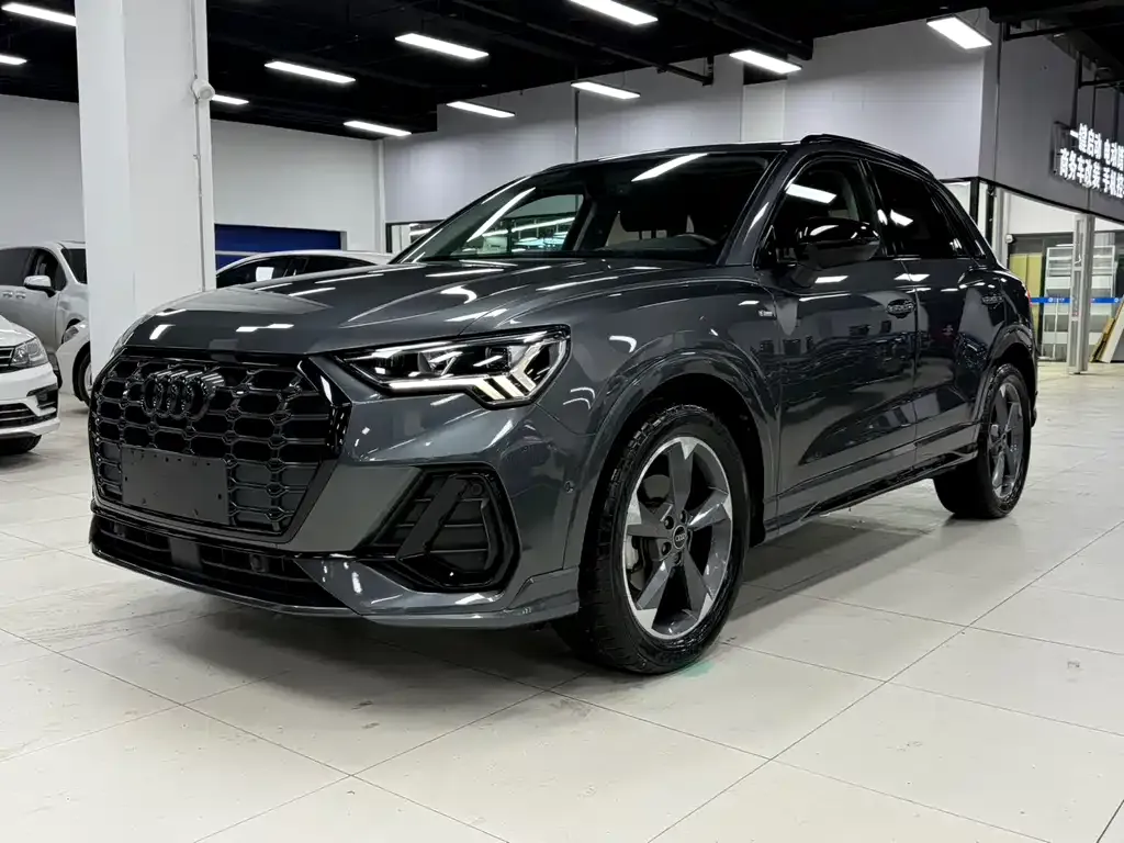 Audi Q3 2022 из CN, фото 1