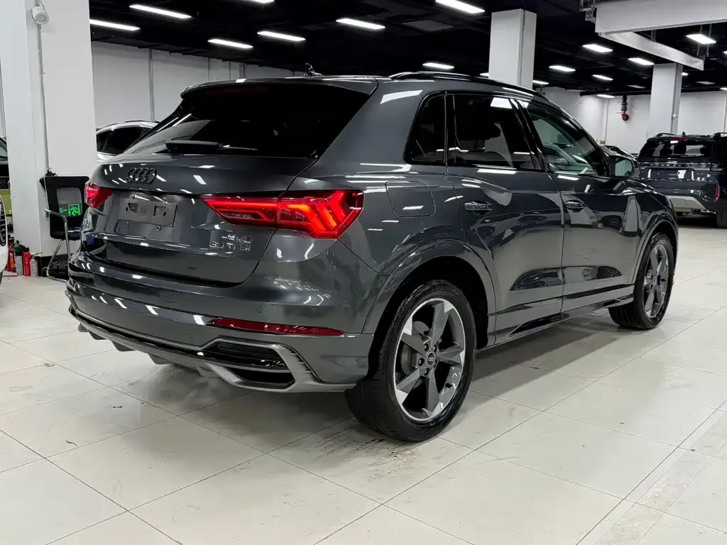 Audi Q3 2022 из CN, фото 10