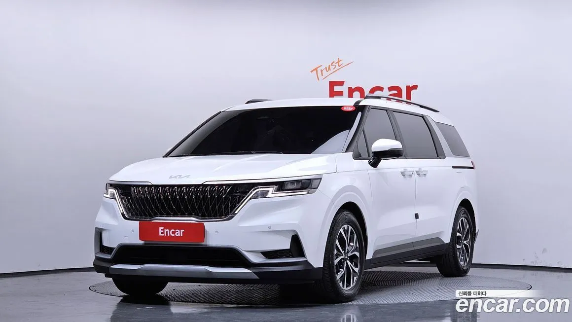 Kia Carnival 2023 из KR, фото 1