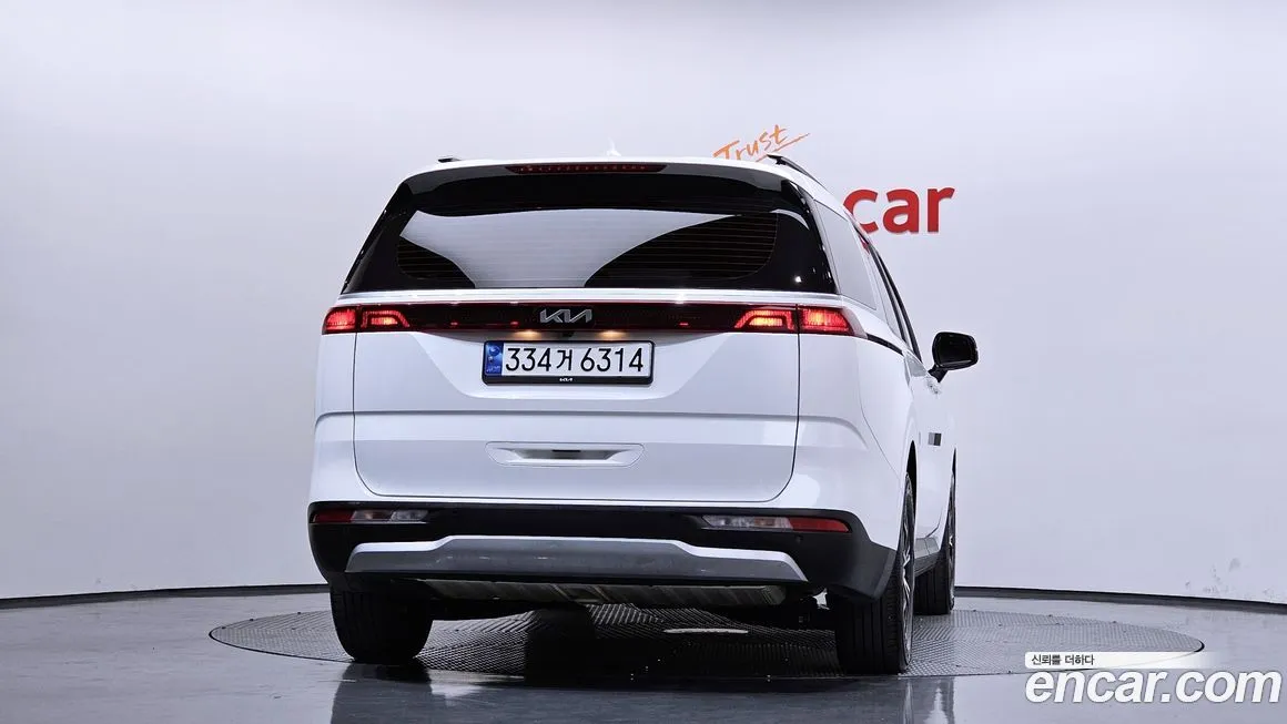Kia Carnival 2023 из KR, фото 2