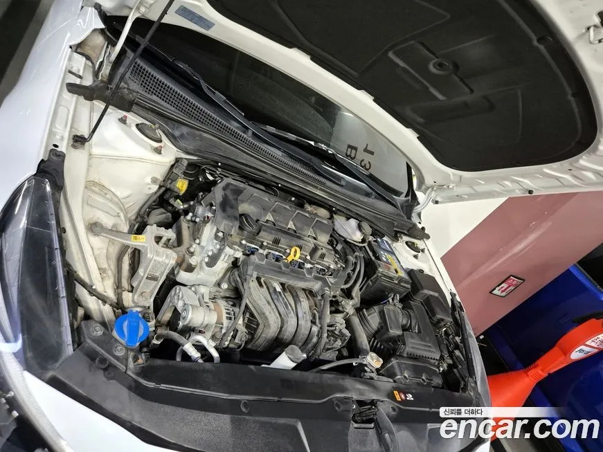 Hyundai AVANTE 2021 из KR, фото 8