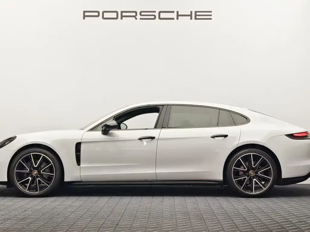 Porsche Panamera — фото 8