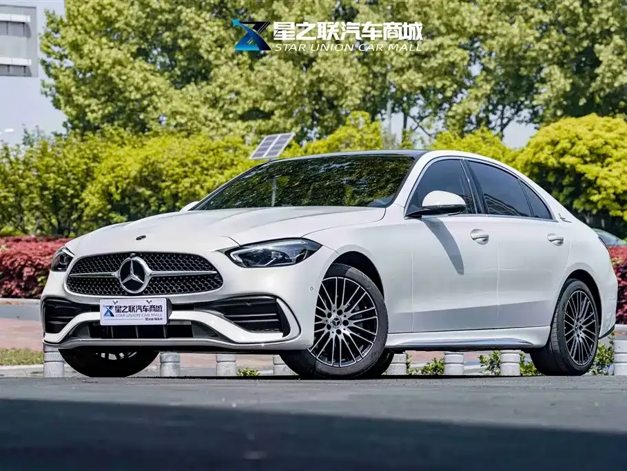 Mercedes-Benz C-Class — фото 1