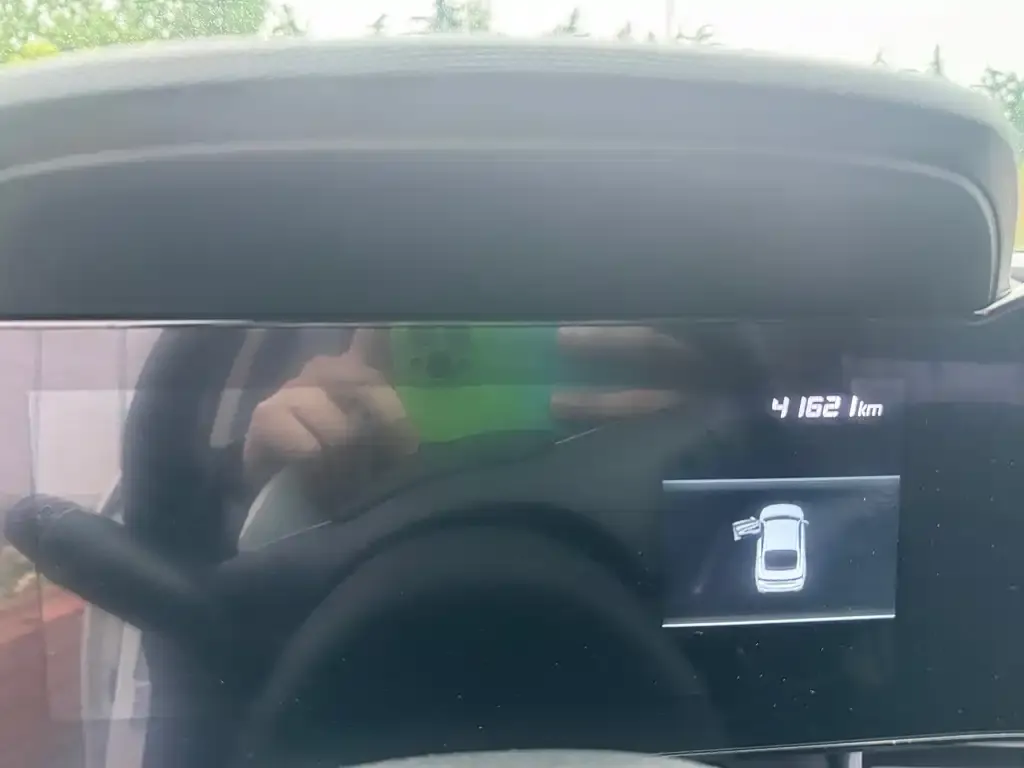 Hyundai Elantra 2022 из CN, фото 4