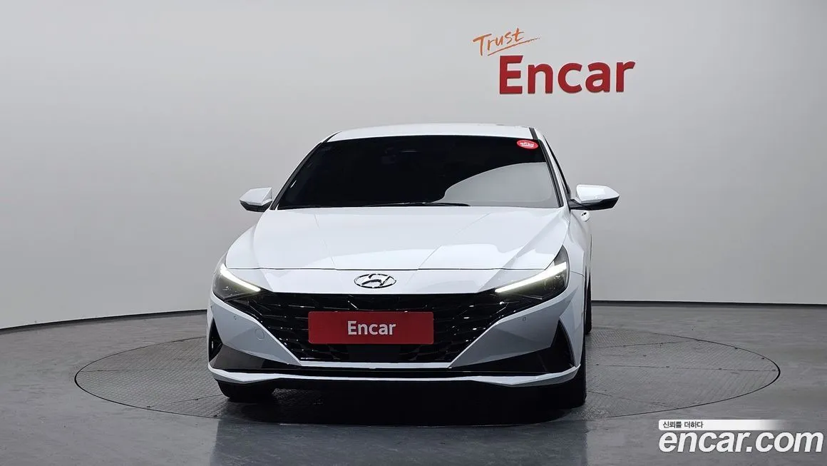 Hyundai AVANTE — фото 2