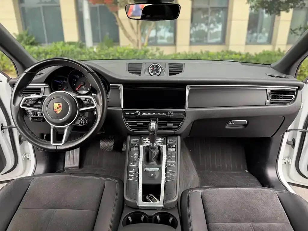 Porsche Macan 2021 из CN, фото 7
