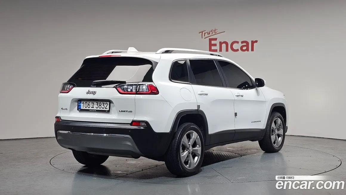 Jeep Cherokee 2021 из KR, фото 4