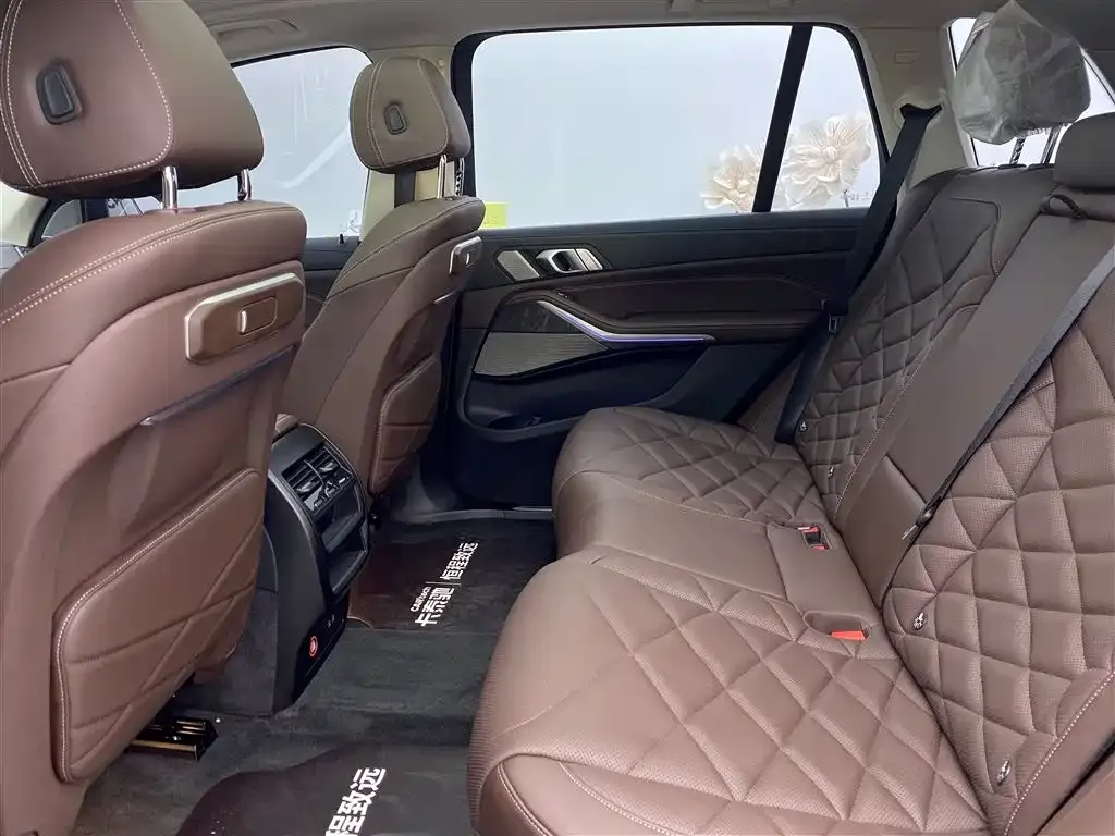 BMW X5 2024 из CN, фото 2