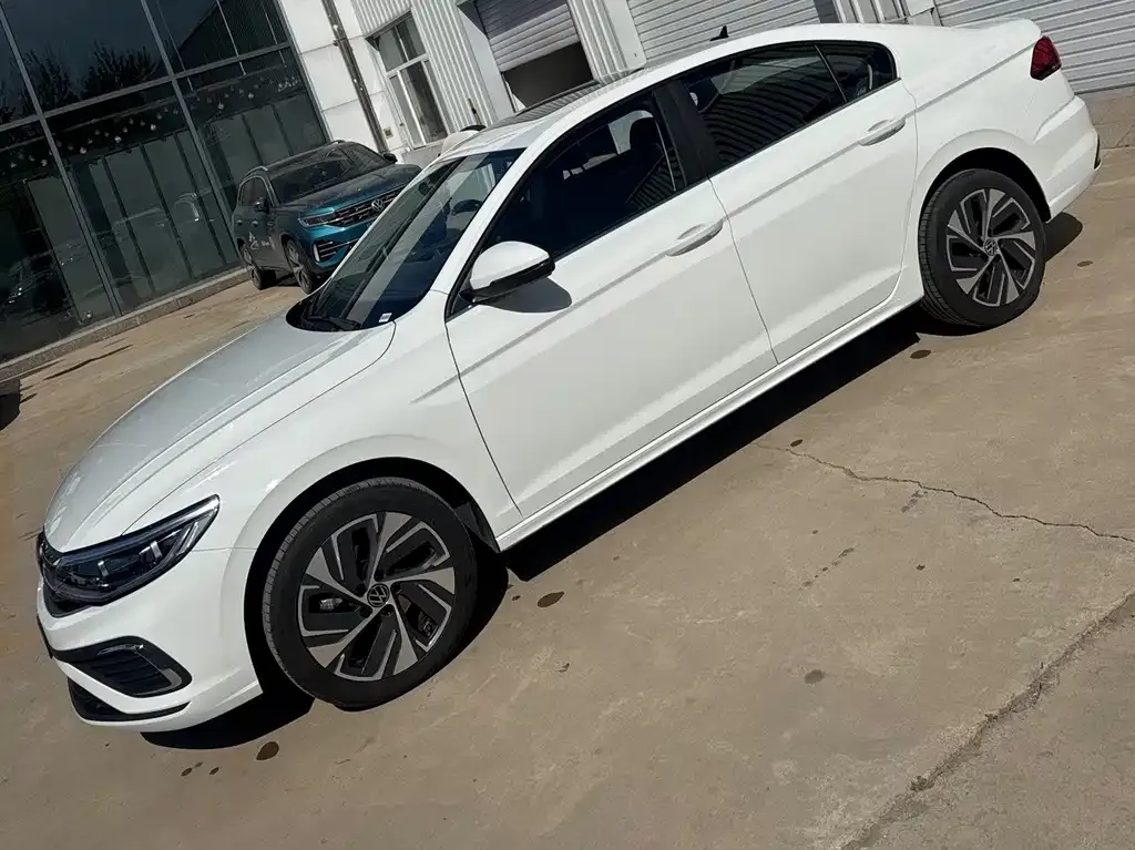 Volkswagen Bora 2025 из CN, фото 3